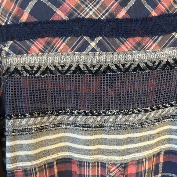 Free People We The Free Paneled Pink & Blue Plaid Shirt Size Medium - Picture 9 of 11